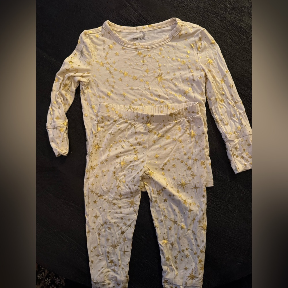 Posh peanut - bamboo white with stars - 2t EUC